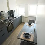 דירה Central Apartament