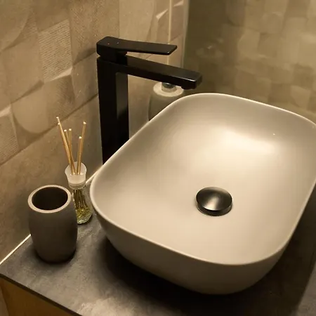 Central Apartament * 克拉奥华